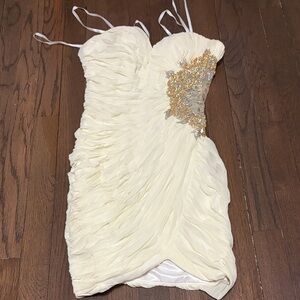 Elegant Cream Strapless Dress with Gold Accents